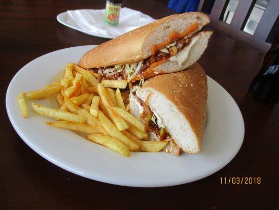 Raffles Restaurant and Grill